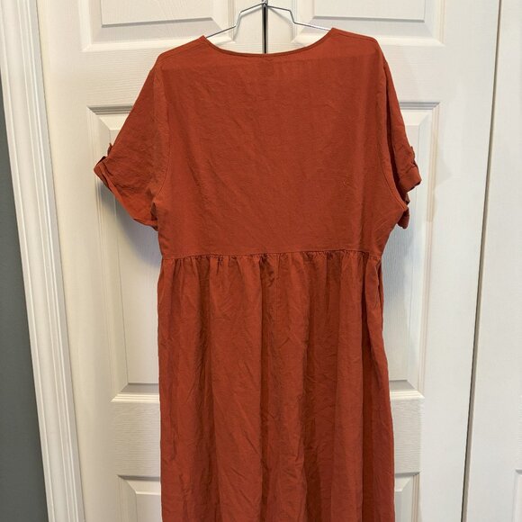 Plus Size Empire Waist Dress. Size 4X - Picture 2 of 4